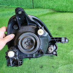 左ヘッドライトの画像