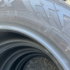 スタットレスタイヤ　3年使用　195/65R 15 91Q　タイヤのみの画像