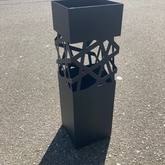 ブラックスクエアメタル傘立て リサイクルショップ宮崎屋　佐土原店...