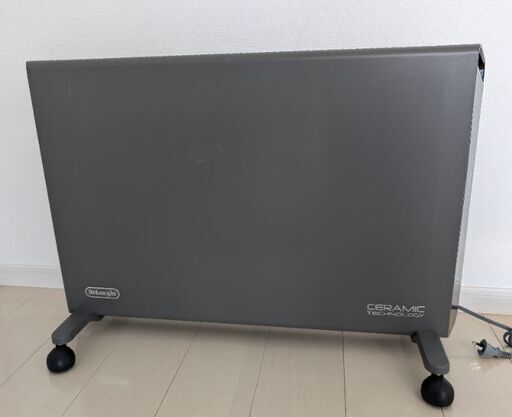 デロンギ　コンベクターヒーター　DeLonghi HXJ60L12