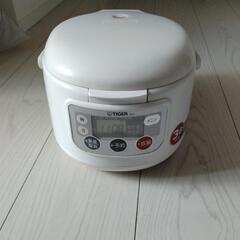 炊飯器3合炊き