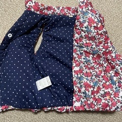 【美品】女の子 中綿 袖なし上着 95cmの画像