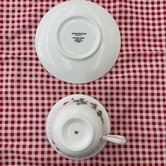 【ドリーム川西店御来店限定】 WEDGWOOD/ワイルドストロベリー/カップ&ソーサー/中古品【2003249255626272】の画像