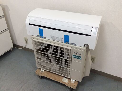 （11/24受渡済）YJT9632『安心30日間保証付』【FUJITSU/富士通 6畳用エアコン】美品 2024年製 AS-V223N-W ノクリア 家電 冷暖房 エアコン 壁掛型 単相100V