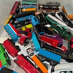 プラレール　電車　おもちゃの画像