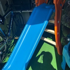 トイザらス　　ウォーター滑り台
