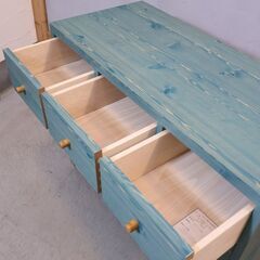 MOMO NATURAL LOVEシリーズキャビネット MOMO natural(モモナチュラル)のLOVE(ラブ) 3段チェストです。愛らしい