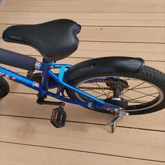 18インチ自転車　青の画像