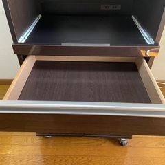 【中古美品】レンジ収納 キャスター付き の画像
