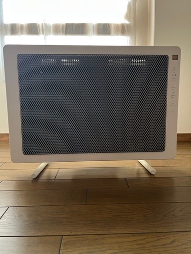 無印良品　遠赤外線パネルヒーター