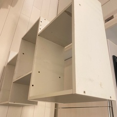 収納棚、無料譲ります。引取先:東十条駅近く黒松本舗　草月の画像