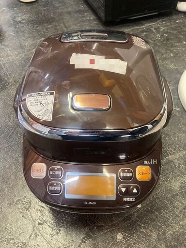 ☆中古￥6,800！【おすすめ商品！】ZOUJIRUSHI　圧力IH鍋　家電　2016年製　EL-MA30型　【BJ061】