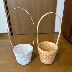 お花用のカゴの画像