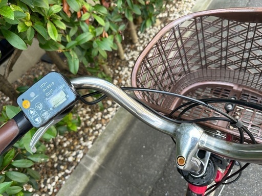 東京23区配達無料　新基準　Panasonic パナソニック　ビビ　8.9Ah電動自転車☆中古☆パナ 5541