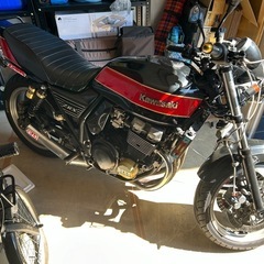 KAWASAKI ZRX400の画像