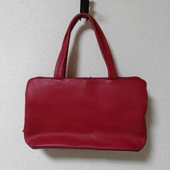 ☆値下げ☆バッグ☆赤☆収納ポケットたくさん☆キレイ☆