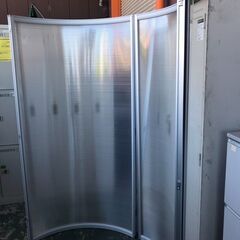 パーテーション　湾曲　半透明　ジャングルジャングル貝塚店　貝塚市...