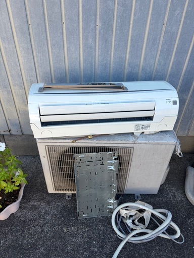 エアコン　R410A　三菱霧ヶ峰　MSZ-GXV22K-W