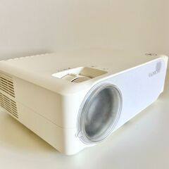 プロジェクター　VANKYO V630
