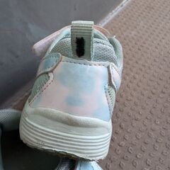 [無料]子供シューズ２足 16cmの画像