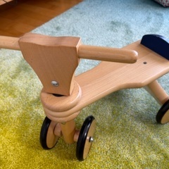 ボーネルンドの三輪車(木製)