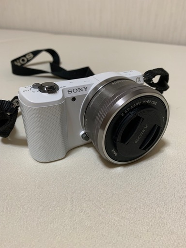ミラーレスデジタル一眼カメラ　SONYα5000