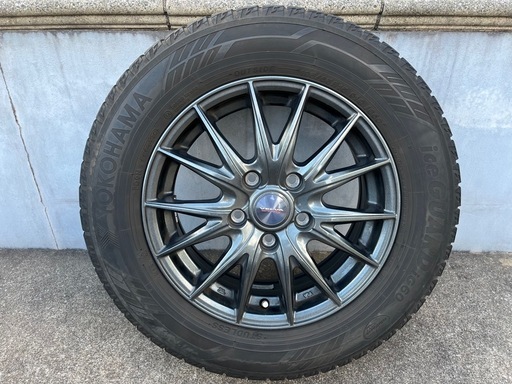 スタッドレスタイヤホイールセット　15インチ