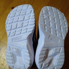 ★未使用★PUMA プーマ　靴　スニーカー　13cmの画像