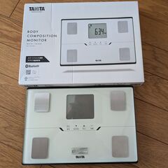 タニタTANITA　BC-768　体組成計　パールホワイト　中古