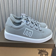 新品未使用品 !!　moz モズ スニーカー レディース ローカット シンプル 軽量 sweden スウェーデン の画像