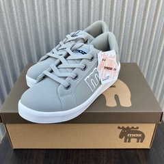 新品未使用品 !!　moz モズ スニーカー レディース ローカ...