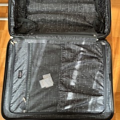 決まりました 
大型 　スーツケースの画像