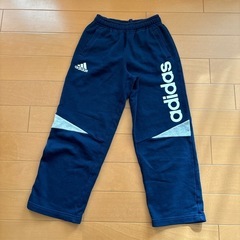 adidas アディダス　スウェット　上下　セットアップ　男の子【150】の画像