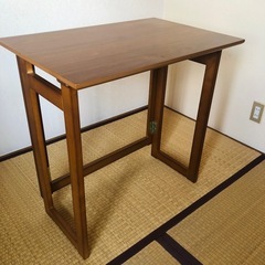 【差し上げます】木製　折りたたみデスクの画像
