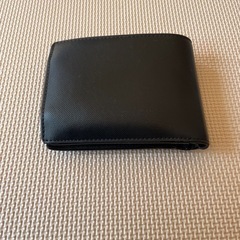 アルマーニ　二つ折り財布
の画像