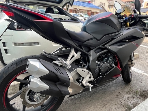 cbr250rr mc51
