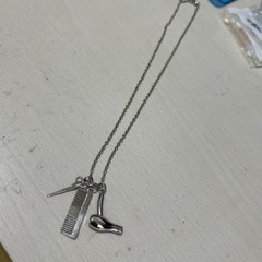 ネックレスの画像