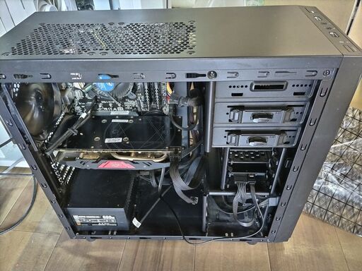 ゲーミングPC i5-6600, RX 470, 16Gb DDR4, 512 GB SSD