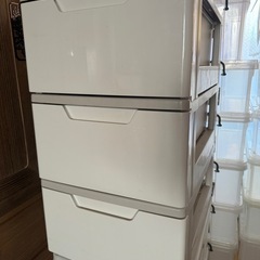 使用済衣装ケース③の画像