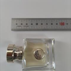【内定済】VERSACE Eau de parfam 30ml ヴェルサーチ オーデパルファムの画像