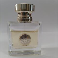 【内定済】VERSACE Eau de parfam 30ml ヴェルサーチ オーデパルファムの画像