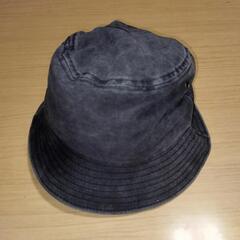 バケットハットの画像