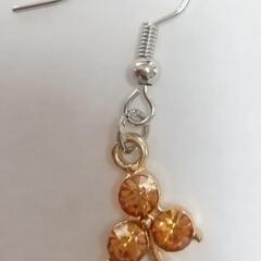 ハンドメイド　ピアス　お花　オレンジの画像