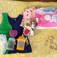 ベビーセット一式(服、敷布団カバーなど