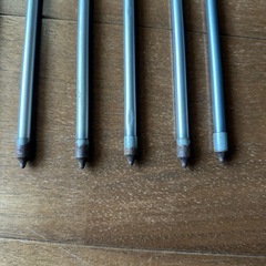 弓道の矢と矢筒の画像