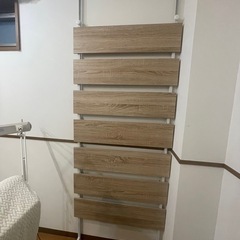 突っ張りウォールラックの画像