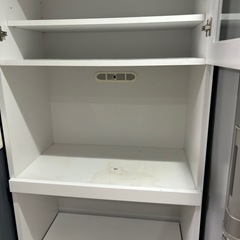 【問い合わせ殺到につき返信困難】食器棚(白)の画像