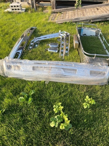 トラックパーツ