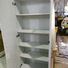 オフィス用品　書庫　ホワイト　鍵付き
