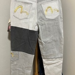 エヴィス ジーンズ Evisuの画像